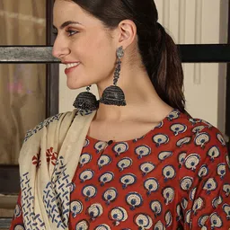 Taavi Women Ethnic Motifs Printed Cotton Straight Kurta with Trousers & Dupatta image 2