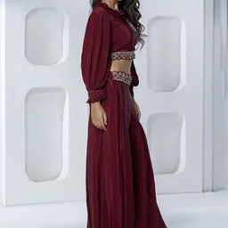 GloballyRonakRBafna Embroidered Round Neck Top With Palazzo Co-Ords image 4