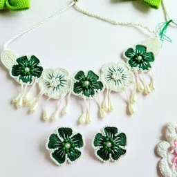 Tipsy closet Women Green Jewellery Set-image-2