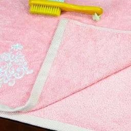 RANGOLI Peach Colored Set Of 4 600 GSM Cotton Towels Set image 3