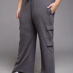 MKH Women Plus Size Solid Regular Fit Mid Rise Cargo Trousers-picture-22