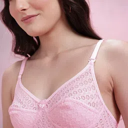 DressBerry Floral Lace Bra Medium Coverage image 4