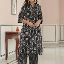Aramya Cotton Ikat Straight Kurta-picture-20