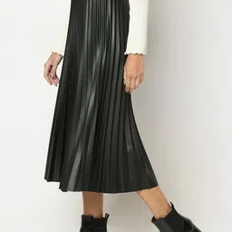 Vero Moda Women Pleated Flared Midi Skirt image 2