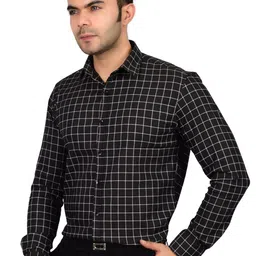 Heed Attentive Men Standard Fit Spread Collar Grid Tattersall Checked Cotton Formal Shirt image 4