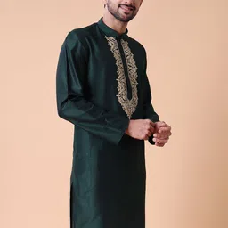 MAAHI FABS Men Ethnic Motifs Embroidered Regular Kurta with Pyjamas image 4