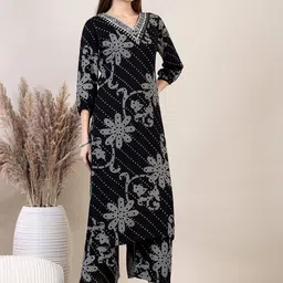 KALINI Women Floral Embroidered Regular Thread Work Kurta with Palazzos image 3