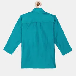 THANGAMAGAN Boys Turquoise Blue Solid Straight Kurta image 2