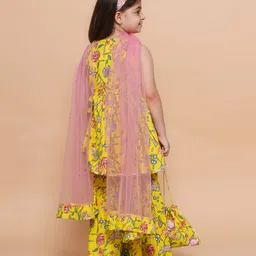 MODISH COUTURE Cotton Woven Sleeveless Floral Printed & Gota Lace Embellished Kurti Sharara With Dupatta & Potli Bag Set - Yellow & Pink image 3