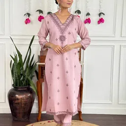 BAESD Women Ethnic Motifs Embroidered Kurta with Trousers & Dupatta image 3