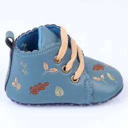 Cute Walk by Babyhug Slip On Booties With Leaf Embroidery - Blue image 4