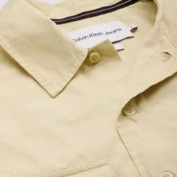 Calvin Klein Jeans Relaxed Fit Sleeveless Opaque Casual Shirt image 2