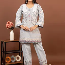 KIDAR Printed V-Neck Tunic & Trouser Co-Ords Set-picture-22