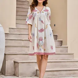 ZUMMER Women Cotton Embroidered Puff Sleeve Empire Dress-picture-22