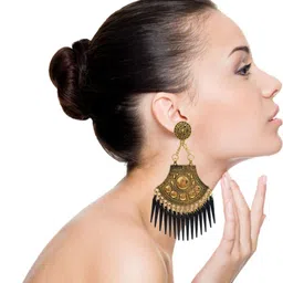 Weariton Women Black Chandbalis Earrings image 3