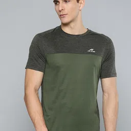 Alcis Men Olive Green Slim Fit Running T-shirt-picture-30