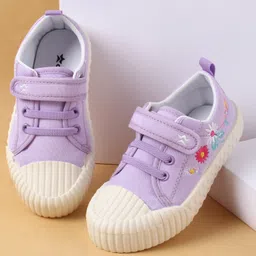 Cute Walk by Babyhug Casual Shoes with Velcro Closure & Floral Embroidery - Purple-picture-25