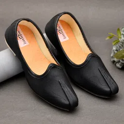 Little Palz Abstract Design Slip On Mojaris - Black-picture-16