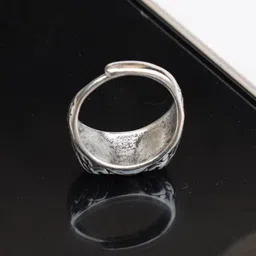 Teeragaj Stone-Studded Adjustable Finger Ring image 4