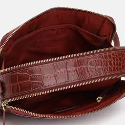 Hidesign Croc Textured Leather Structured Sling Bag image 5