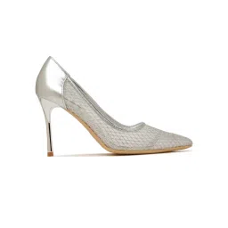 Flat n Heels Women Silver Pumps image 3