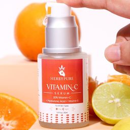 Herby Vitamin C With Hyaluronic Acid & Vitamin E Serum - 30 ml-image-0