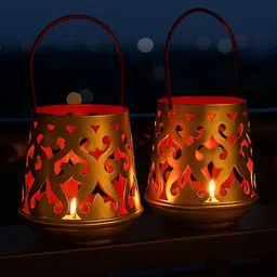 MARKET99 Red Set of 2 Cut-Out Motif T-Light Candle Holders image 3