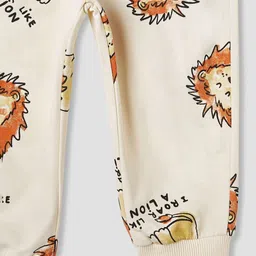 Juniors by Babyshop Boys Printed Mid-Rise Regular Fit Joggers Track Pants with Pockets image 3