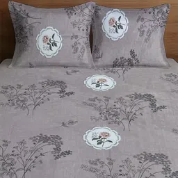 WEAVE AND DECOR Grey & White Floral 300 TC Queen Bedsheet with 2 Pillow Covers image 5