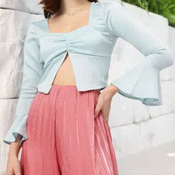 DressBerry Fluttering Fantasies Textured Top with Slit-picture-26