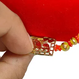 Vrinde Men Wraparound Rakhi image 3