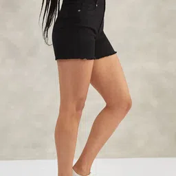 DOLCE CRUDO High-Rise Relaxed Fit Denim Shorts image 5