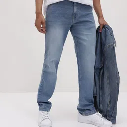 The Roadster Life Co. Men Regular Fit Mid-Rise Light Fade Stretchable Jeans-image-62