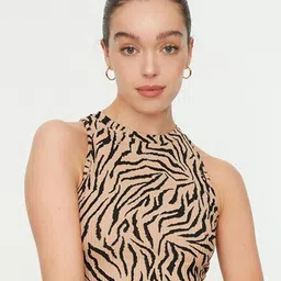 Trendyol Animal Print Crop Top-image-3
