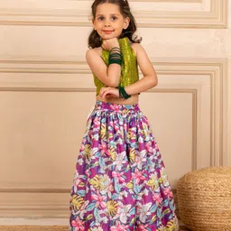 Jilmil Cotton Lurex Woven Sleeveless Foil Striped & Floral Printed Lehenga Choli Set - Green image 4