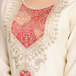 Navlik Women Floral Yoke Design Kurta with Trousers & Dupatta image 3