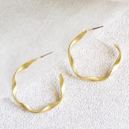 JOKER & WITCH Gold-Plated Contemporary Twisted Half Hoop Earrings-picture-38