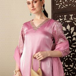 House of Pataudi Floral Embroidered Jashn Kurta with Trousers & Dupatta-picture-46