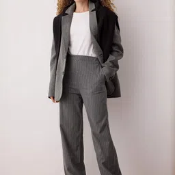 Trendyol Women Striped Mid-Rise Trousers-picture-27