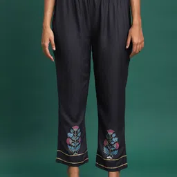 Sangria Grey Floral Printed Sequinned Straight Kurta With Trousers image 4