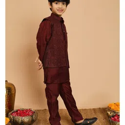 BT DEZINES Cotton Silk Woven Solid Kurta & Pyjama Set With Floral Embroidered Sequins Embellished Jacket - Wine image 5