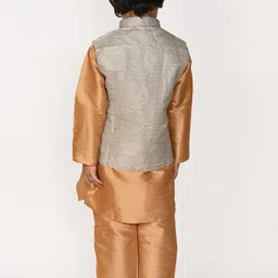 Pehanaava Boys Mandarin Collar Kurta with Pyjamas & Waistcoat image 4
