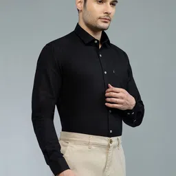 KOMPANION Men Slim Fit Formal Shirt image 3