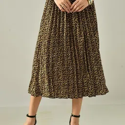 CORSICA Printed Midi Flared Skirts-picture-12