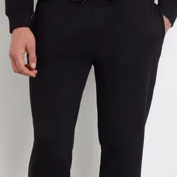 GUESS Men Relaxed-Fit Mid-Rise Joggers image 4