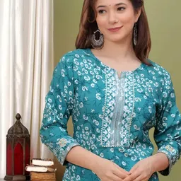 Wawlooks Floral Printed Straight Kurta-picture-49