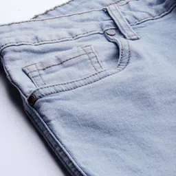 The Roadster Lifestyle Co Women Blue Skinny Fit Mid-Rise Mildly Distressed Stretchable Cropped Jeans image 5