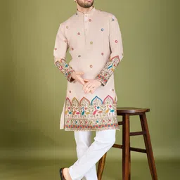 ODETTE Men Geometric Embroidered Thread Work Kurta-image-36