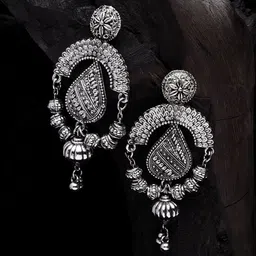 Moedbuille Silver-Toned Teardrop Shaped Drop Earrings-picture-27