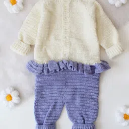 Woonie Hand Knitted Full Sleeves Colour Blocked Romper With Cap & Booties - Lavender image 5